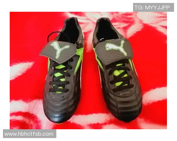 传奇球星上脚图解析 细数足球鞋背后的故事与荣耀